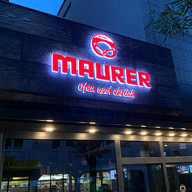 Leuchtschrift, Bäckerei Maurer in Waiblingen. Fertigung und Montage von Acrylglasleuchter